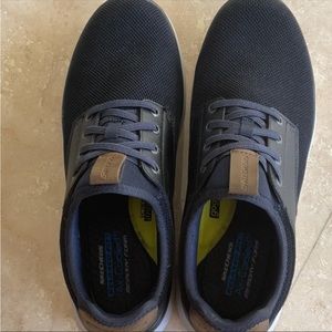 Skeechers relaxed fit air cooled memory foam mesh shoes